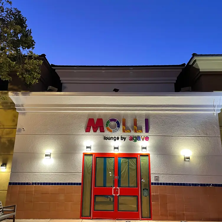 Molli Restaurant & Lounge，CAConcord