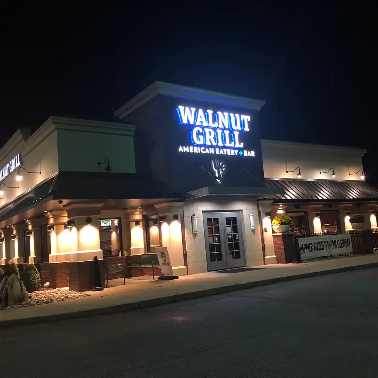 Walnut Grill - Chesterfield, Chesterfield, MO