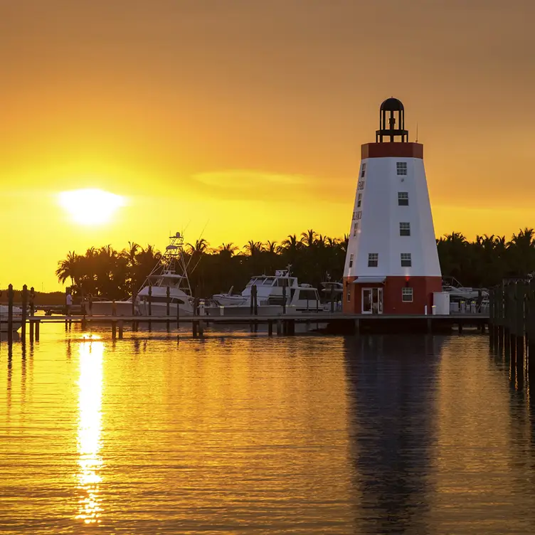 Lighthouse Grill - Faro Blanco Resort & Yacht Club, Marathon, FL