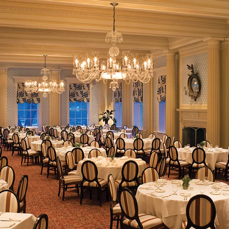 Exquisite dining experience in an elegant setting - Glimmerglass, Cooperstown, NY