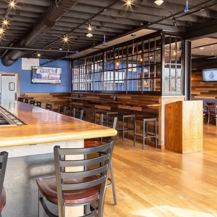 Bunker Hill American Taproom, Wantagh, NY