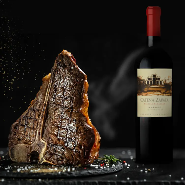 Dry-Aged Steaks and Wine Bar - Renzo's-St Pete，FLSt Petersburg