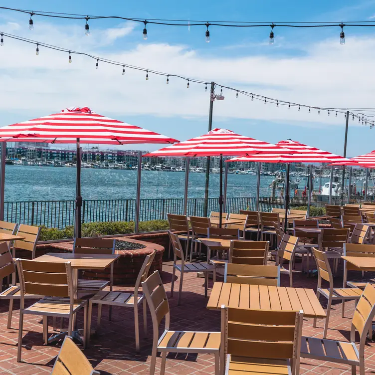 Whiskey Red's - Marina Del Rey Restaurant - Marina del Rey, CA | OpenTable