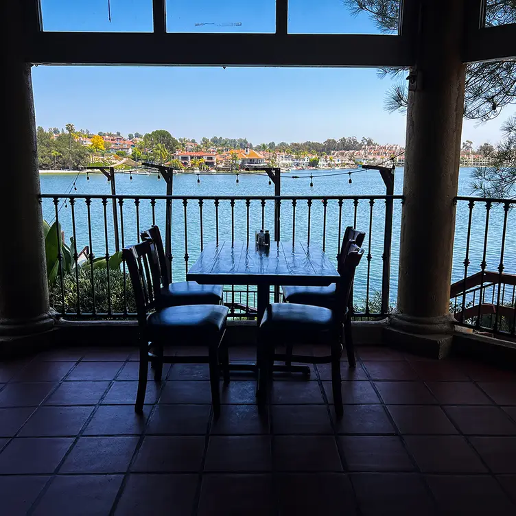 Hacienda on the Lake, Mission Viejo, CA