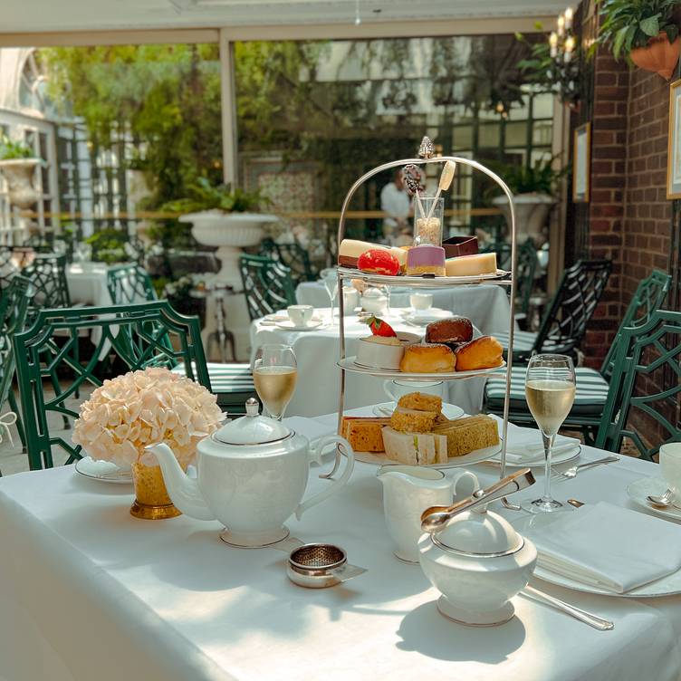 Afternoon Tea at The Chesterfield Mayfair Restaurant - London 