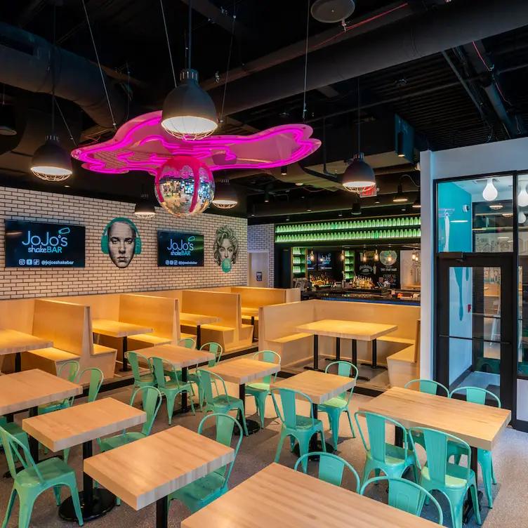 JoJo's Shake Bar - Detroit