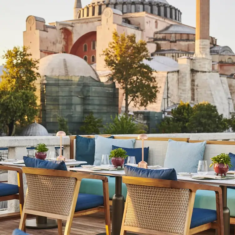 Terrace Lounge Eminonu / Istanbul Eminonu / Istanbul