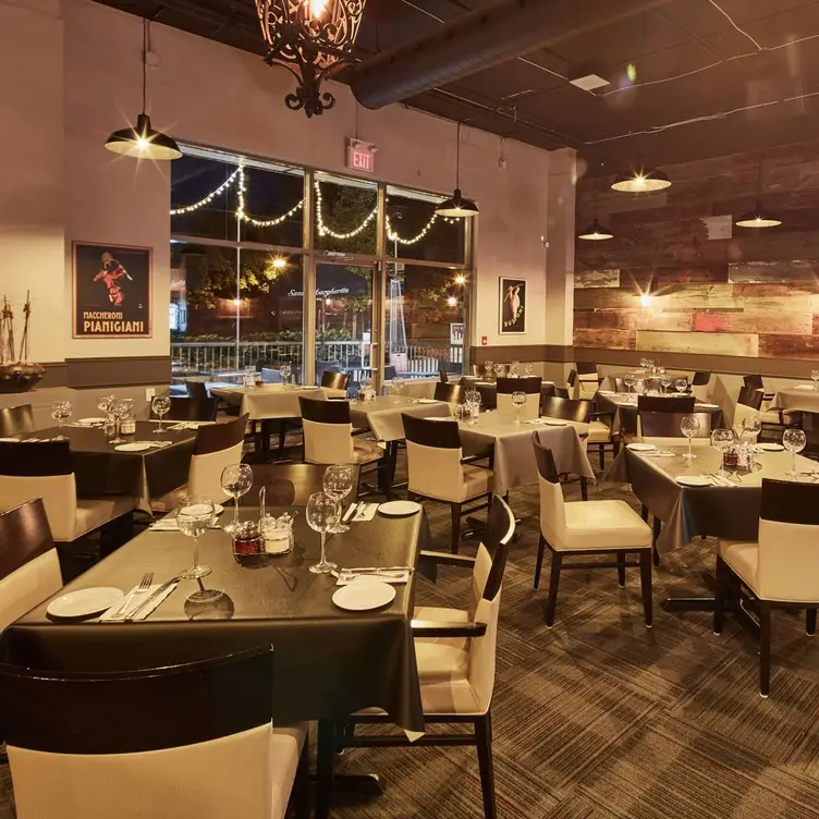 The Express Restaurant- Italian Eatery, Burlington, ON