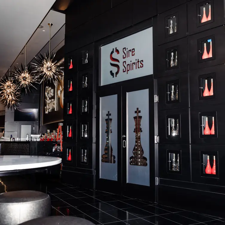 Sire Spirits Diner Club TX Houston