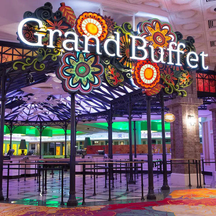 Grand Buffet, Niagara Falls, ON