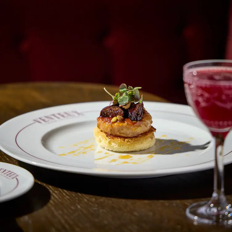 Restaurante Venteux Brasserie, Cafe, & Oyster Bar Chicago, , IL