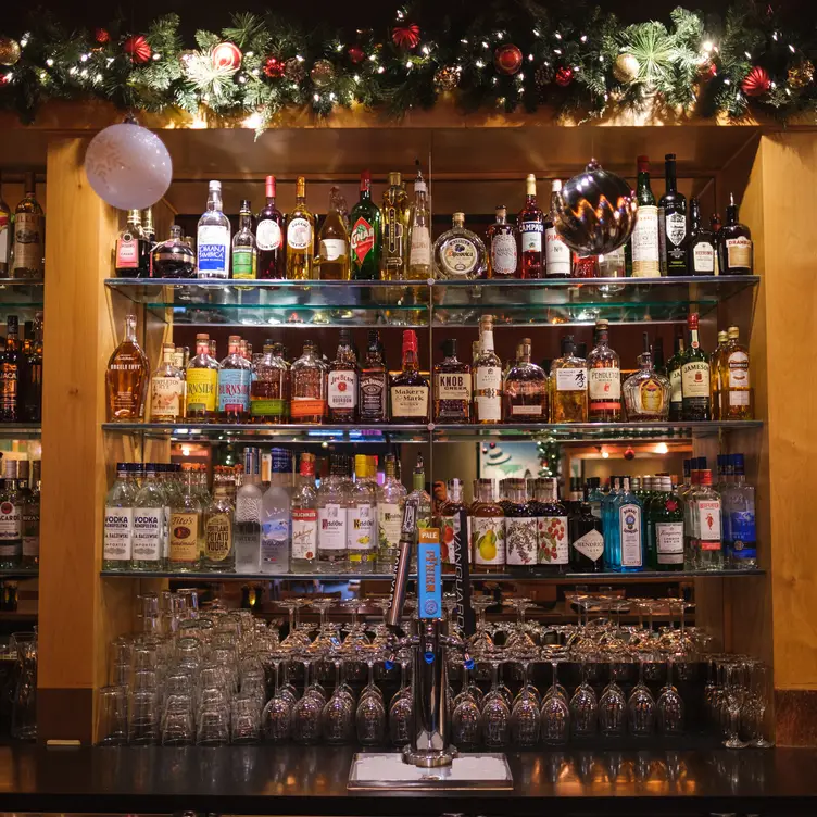 Christmas bar - Bugatti's Ristorante, West Linn, OR