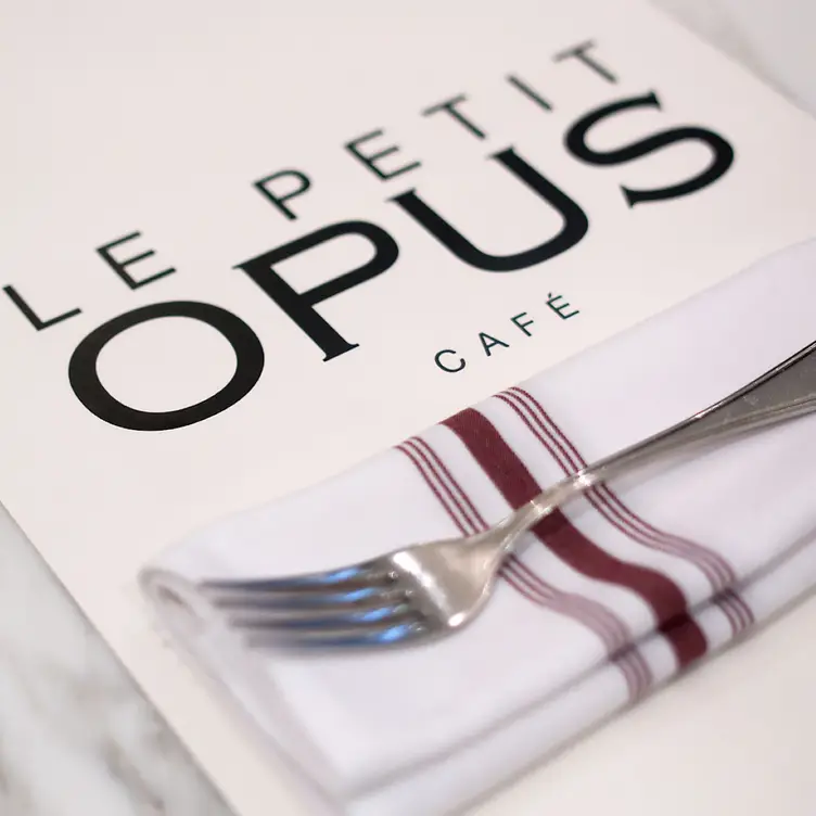 Le Petit Opus - Hotel Omni Mont-Royal, Montréal, QC