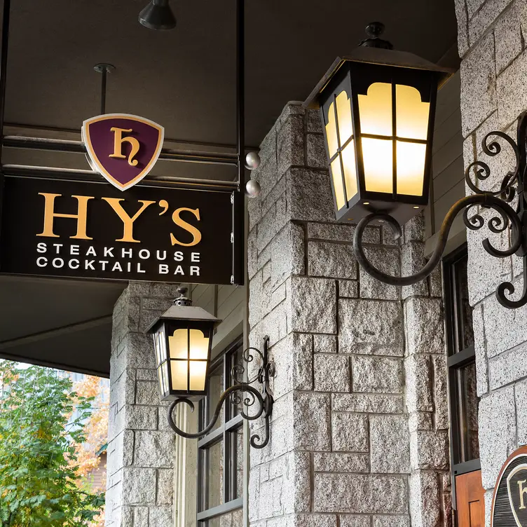 Exterior - Hy's Steakhouse Whistler BC Whistler