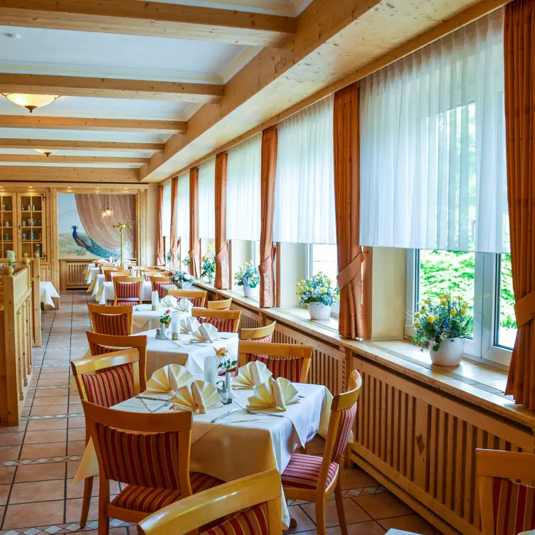 Hotel Seeblick - Restaurant，BYBernried am Starnberger See