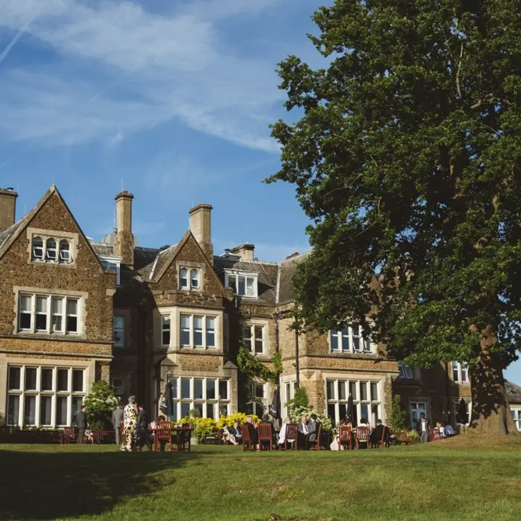 A beautiful Victorian manor in The Surrey Hills - The Terrace Restaurant @ Hartsfield Manor, Betchworth, Surrey