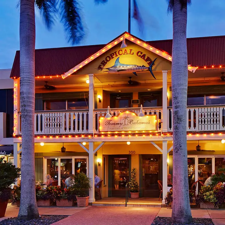 Tommy Bahama Restaurant & Bar - Sarasota, Sarasota, FL