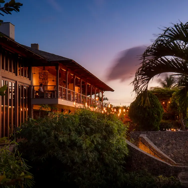 Open air dining at The Restaurant at Hotel Wailea - The Restaurant at Hotel Wailea, Wailea, HI