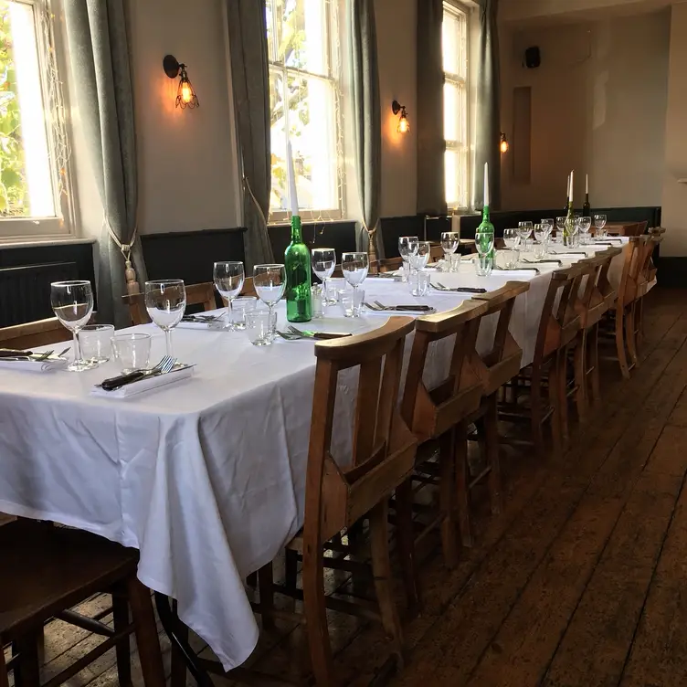 Private Dining - The Lordship Pub，London