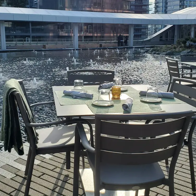 The Victor – Parq Vancouver