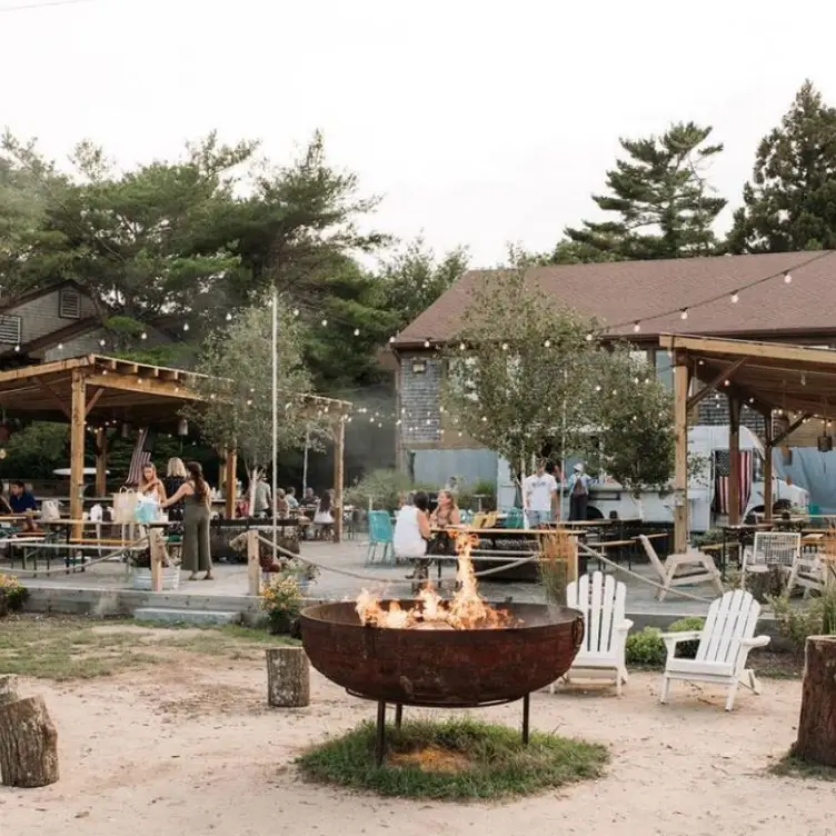 The Raw Bar at Island Creek Oyster Farm - Outside, Duxbury, MA