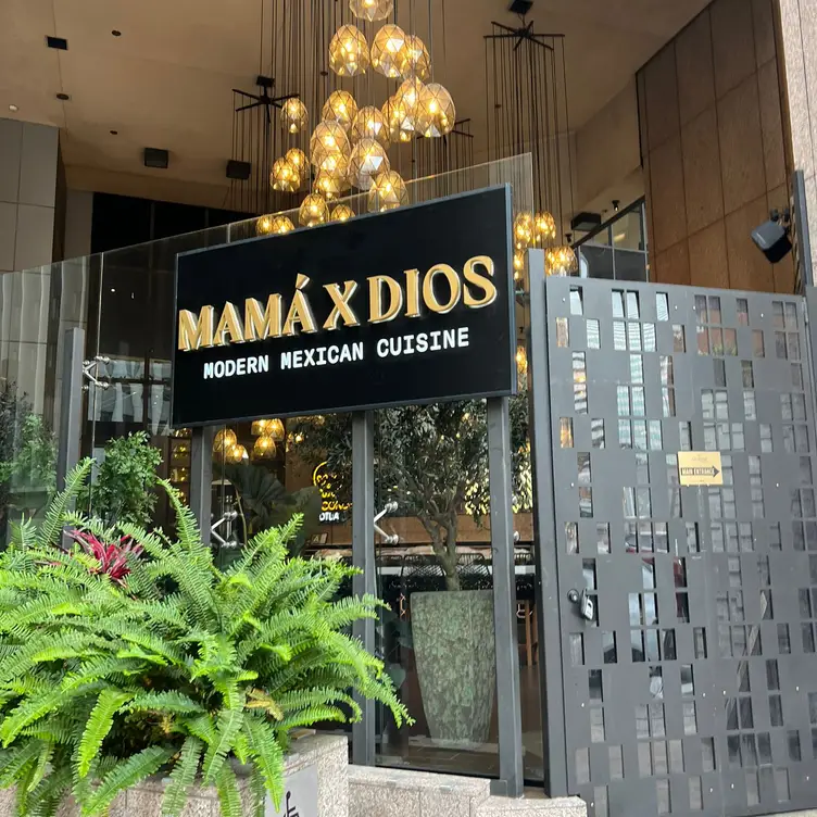 Mama Por Dios - DTLA, Los Angeles, CA