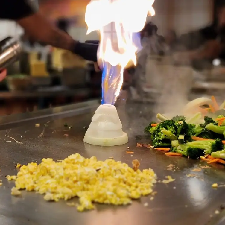 Teppanyaki Show Every Night! - Shirasoni Japanese Restaurant - Stockton, Stockton, CA
