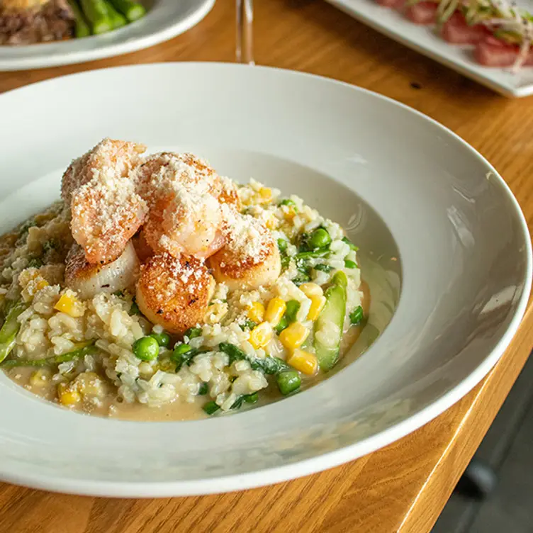 Cooper's Hawk Winery & Restaurant - Town & Country - Town and Country