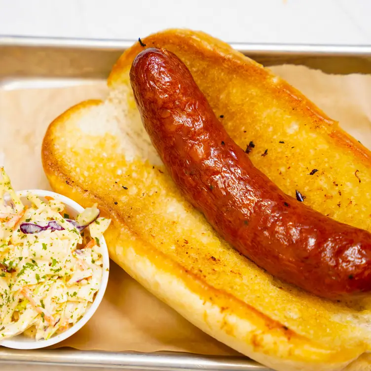 D'bo's Daiquiris, Wings & Seafood Restaurant Southfield, MI Book on