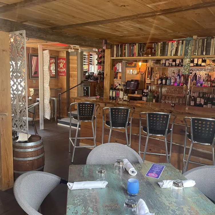 Ann's Book Bistro，MEDamariscotta