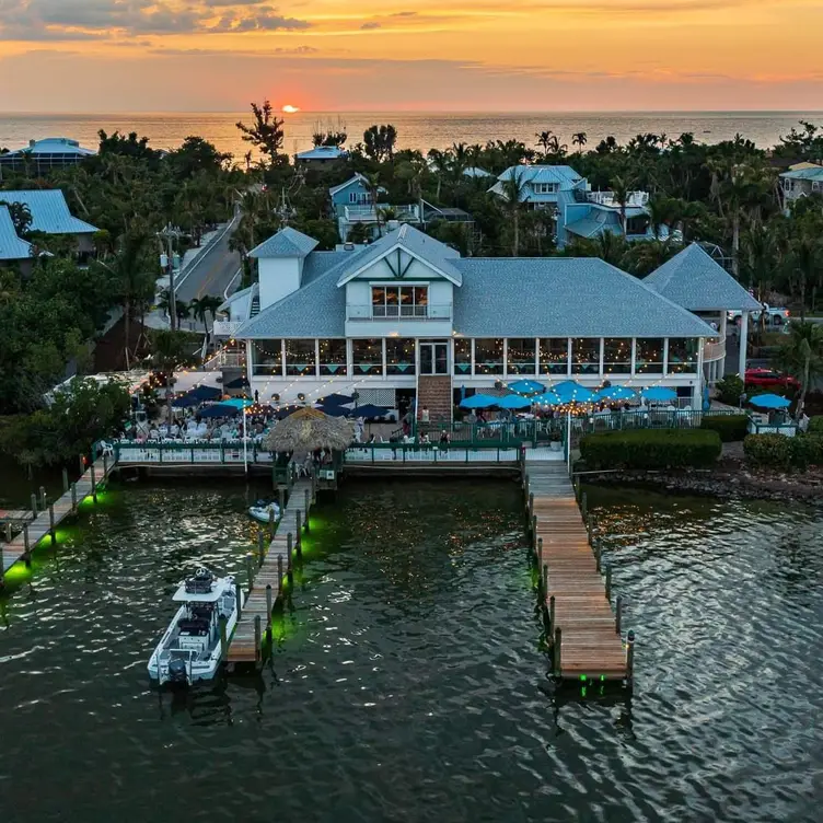 Waterfront fine dining in beautiful Captiva FL - The Green Flash, Captiva, FL