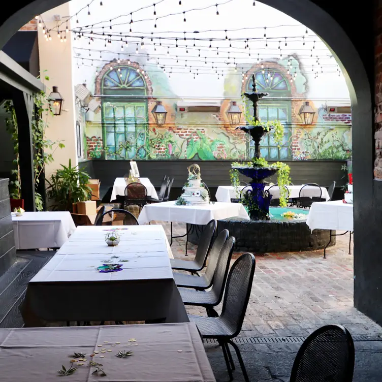 Courtyard - New Orleans Creole Cookery, New Orleans, LA