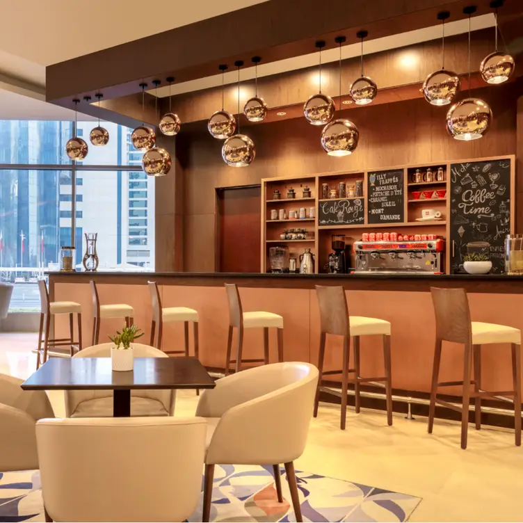 Café Rouge - Le Meridien City Center Doha，DohaDoha