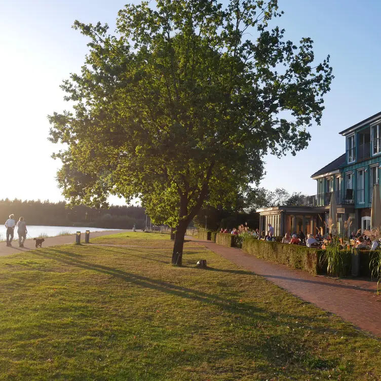 Restaurant Seeblick mit Außenterrasse - Seeblick Restaurant NI Friesoythe