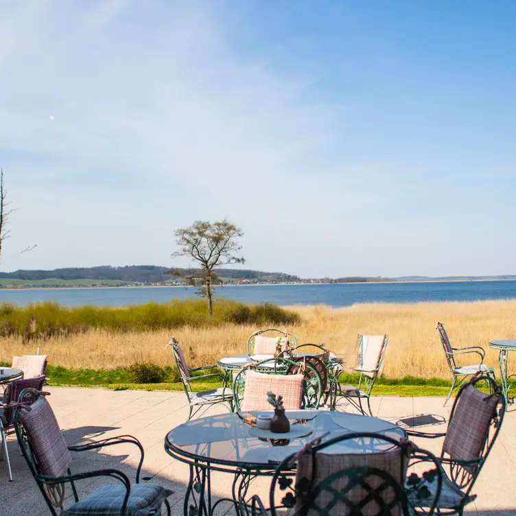 Liebevolles Cafe und Restaurant am Kummerower See - Seeblick Kummerow MV Kummerow