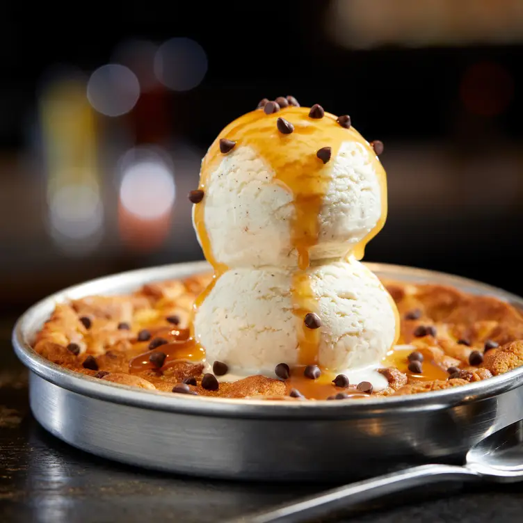 Salted Caramel Pizookie - BJ's Restaurant & Brewhouse - Youngstown OH  Boardman