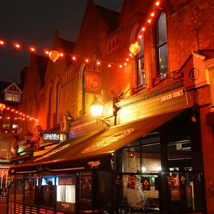 Smokin Bones Castle Market, Dublin, County Dublin