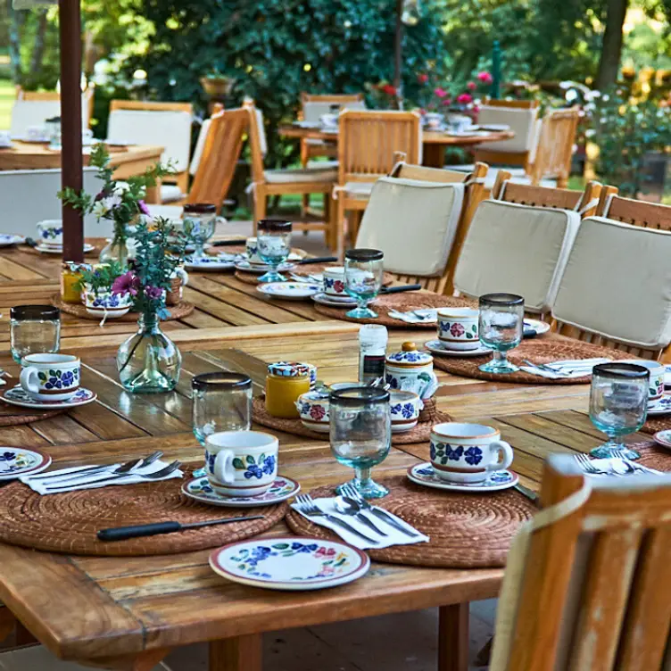 Restaurante abierto, rodeadeo de naturaleza - Rancho San Cayetano, Zitácuaro, MIC