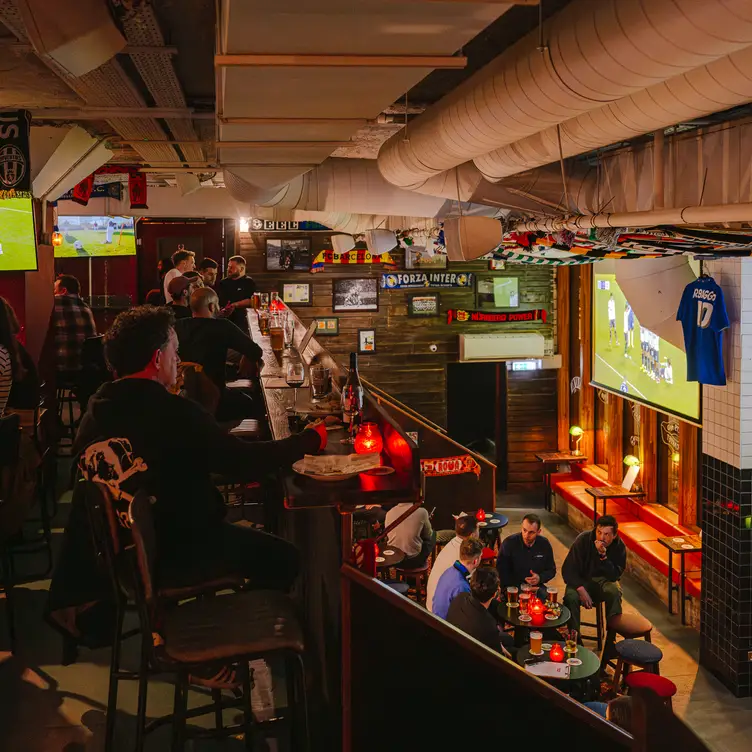 A football bar for all - The Volley, London, Greater London