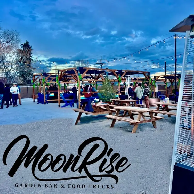 MoonRise Garden Bar and Food Trucks CO Wheat Ridge