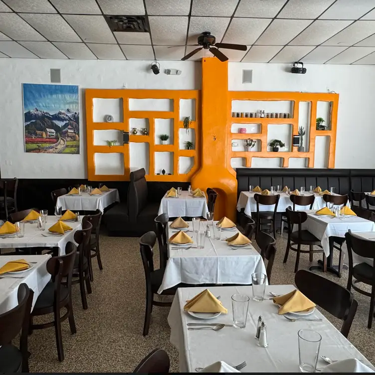 Taste of Everest - An Authentic Indian & Nepalese Cuisine and Bar, Norwalk, CT