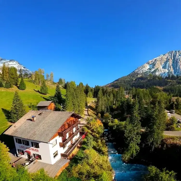 Thai Zwei Drei Restaurant，Provincia autonoma di Bolzano - Alto AdiCarezza