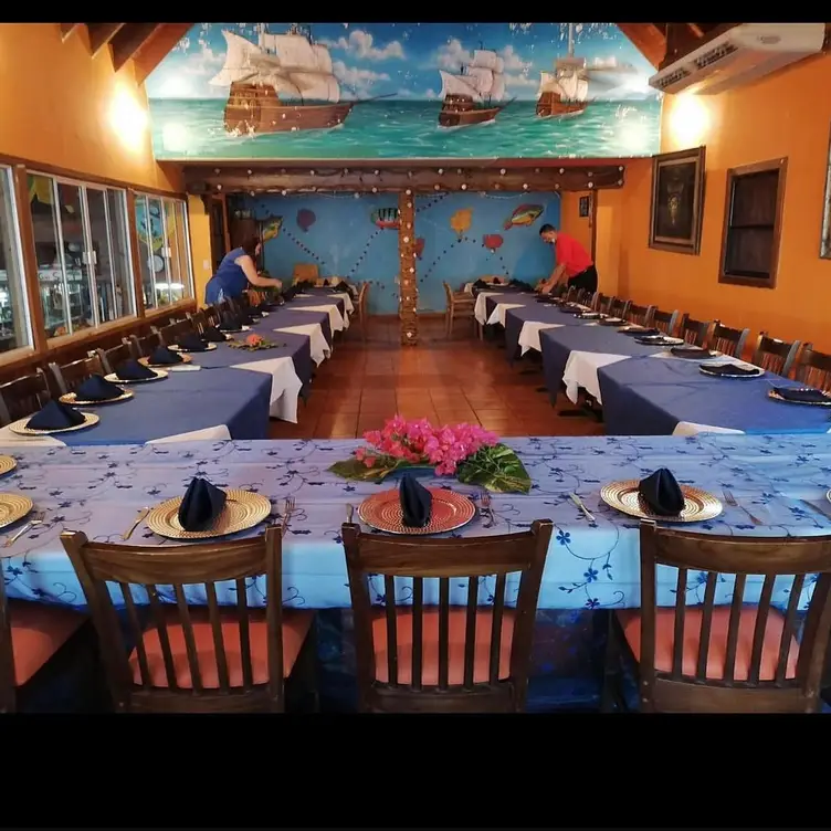 AC Dinning Events - Gio's On The Beach - Flowers Bay, Flowers Bay, Bay Islands Department