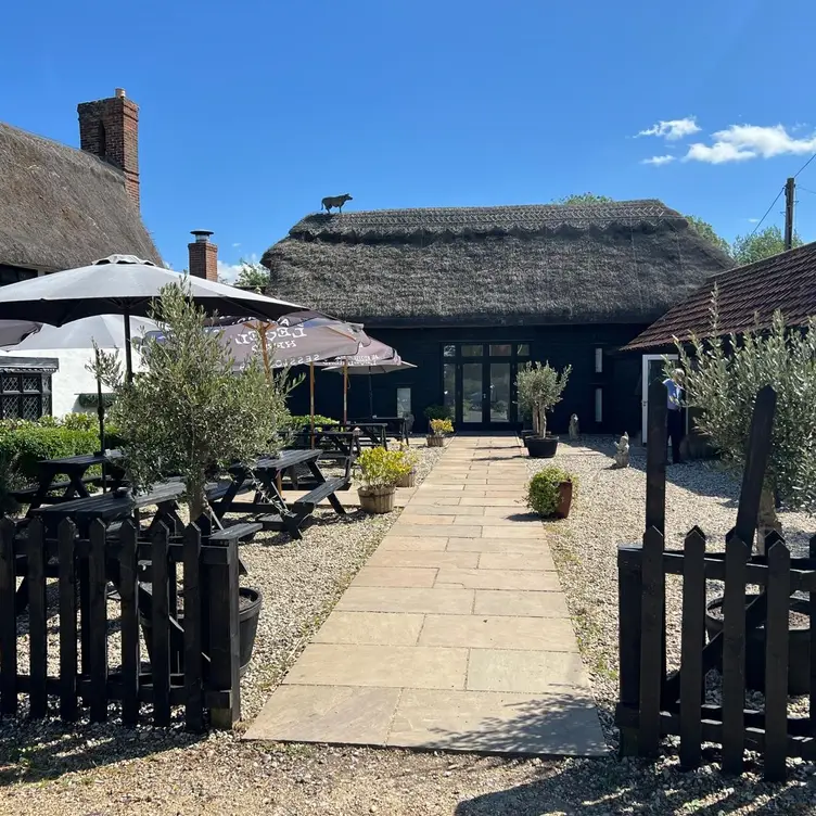 Destination Gastro Pub - The Red Cow, Royston, Essex