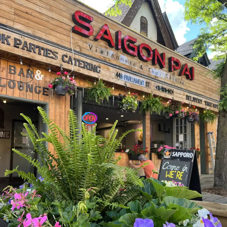 Saigon Pai, Toronto, ON