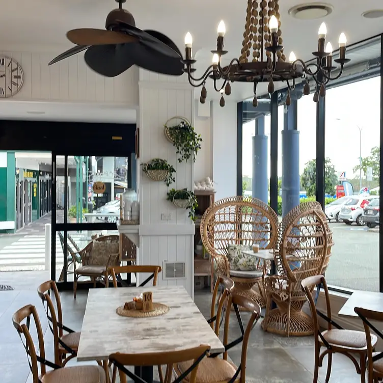 Coconut Coffee House - Ormiston