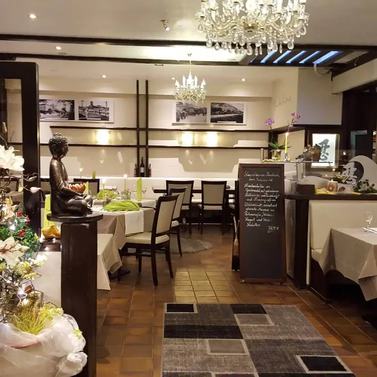 Indochine fine cuisine francaise et vietnamienne，SLSaarbrücken