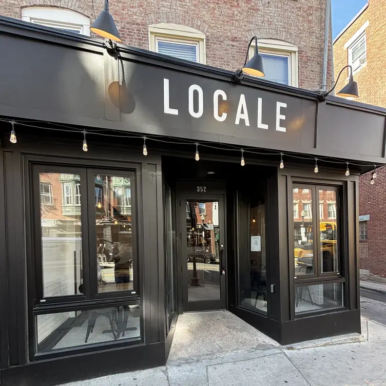 Locale, Boston, MA