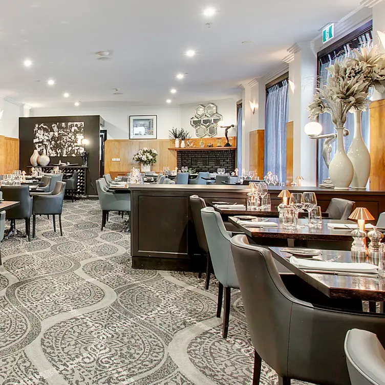 DECO's ambience, where heritage meets contemporary - DECO Wine Bar & Restaurant AU-NSW Tamworth