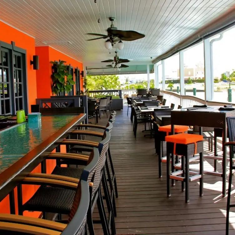 Twisted Lime Sports Bar & Grill New Providence Nassau